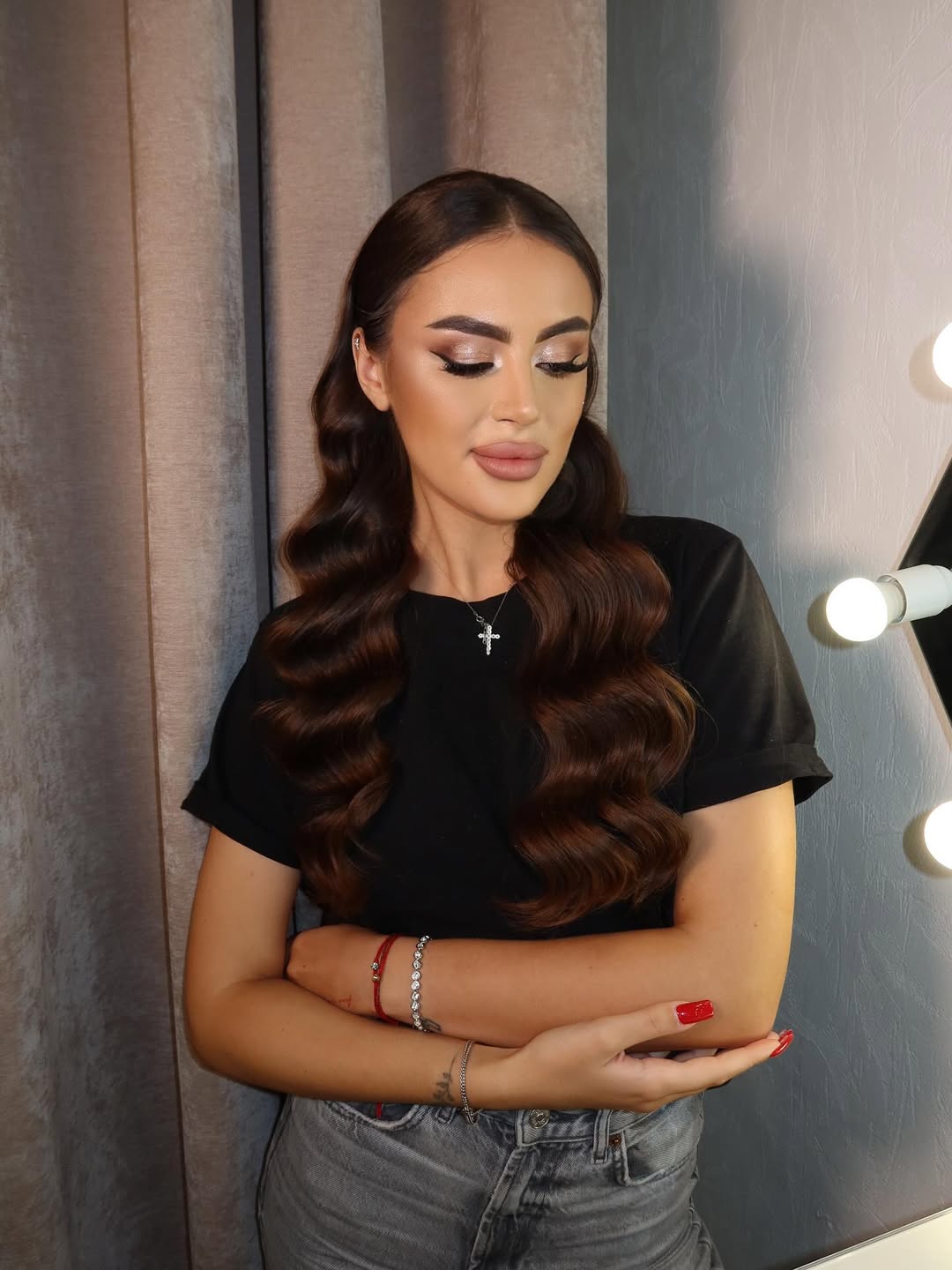 Весільна зачіска